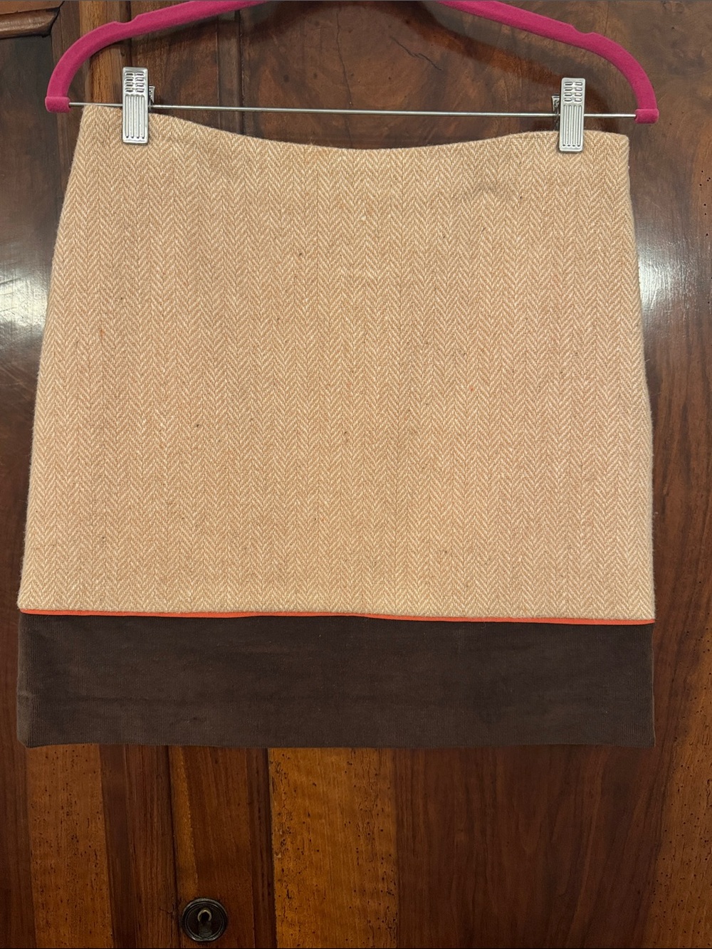 Womens Two-Tone Herringbone Mini Skirt in Beige and Brown